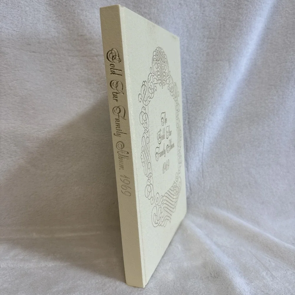 Vintage The Gold Star Family Album 1969‎ Memory Keepsake Decoration